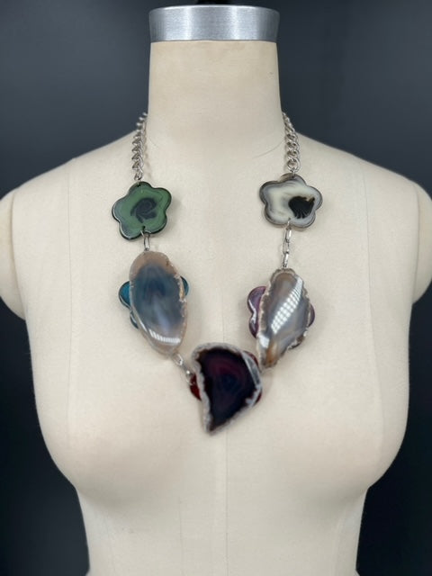 Abstract Flower Stones Necklace