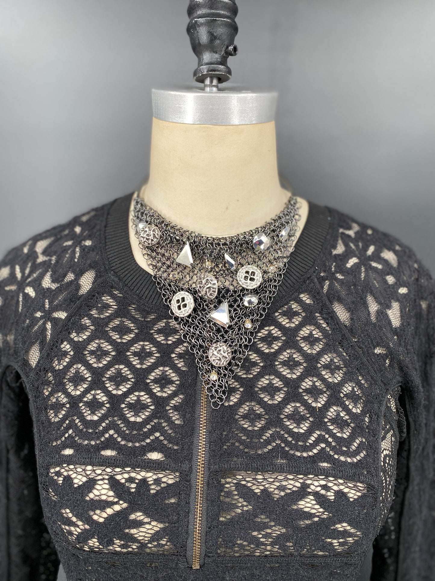 Mesh Metal Necklace