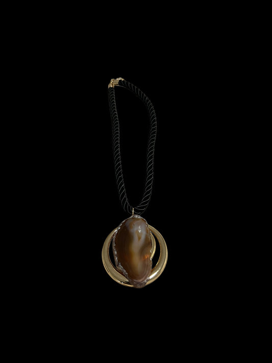 Silky Rope Agate Circle necklace