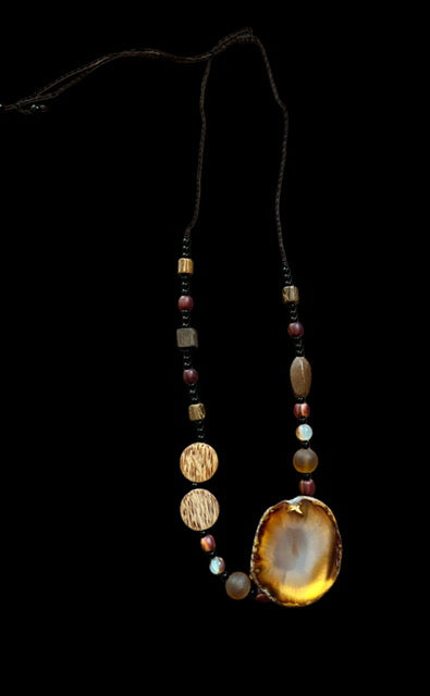 Raffia Wonder Necklace