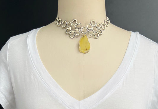 Ivory pearl flower Charm Necklace